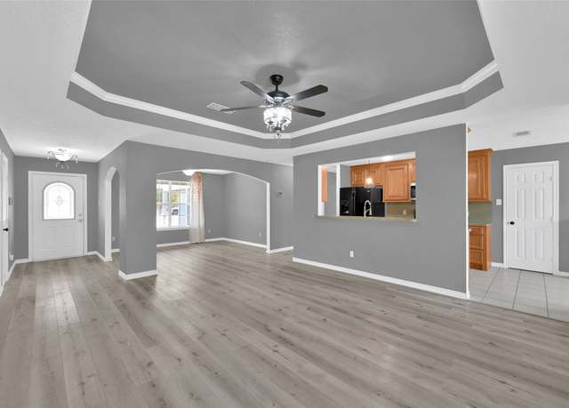 Property at 1106 Jefferson Ave, Cleveland, TX 77327, 5 beds, 2 baths