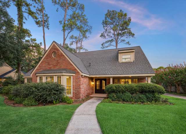Property at 12319 Old Oaks Dr, Houston, TX 77024, 4 beds, 2.5 baths