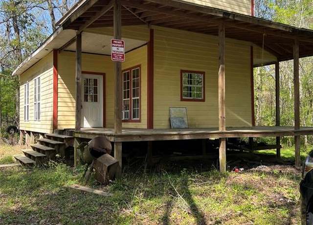 Property at 59 Magnolia Blvd, New Caney, TX 77357, 3 beds, 1 bath