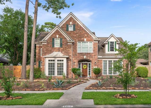 Property at 5922 Riverchase Trl, Kingwood, TX 77345, 4 beds, 3.5 baths