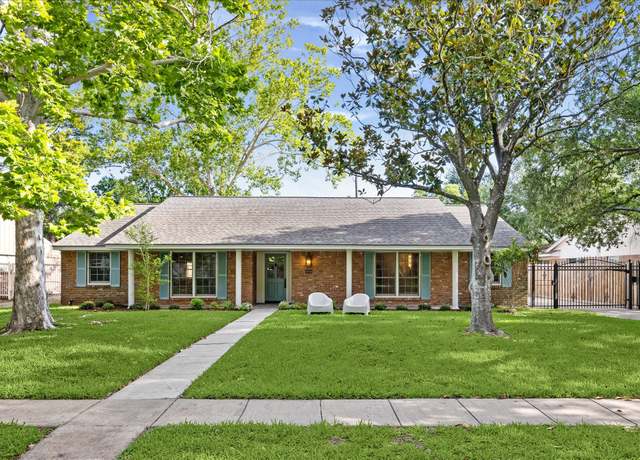 Property at 10715 Piping Rock Ln, Houston, TX 77042, 3 beds, 2 baths