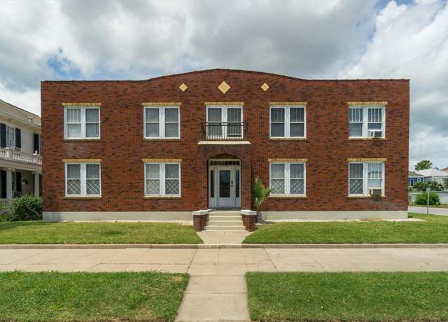 Property at 1108 Broadway St, Galveston, TX 77550, 1 bed, 1 bath