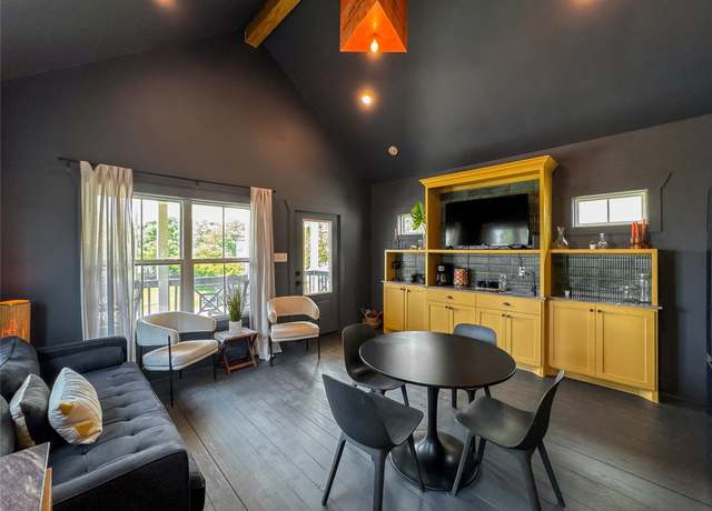 Property at 1208 32nd St, Galveston, TX 77550, 2 beds, 2 baths