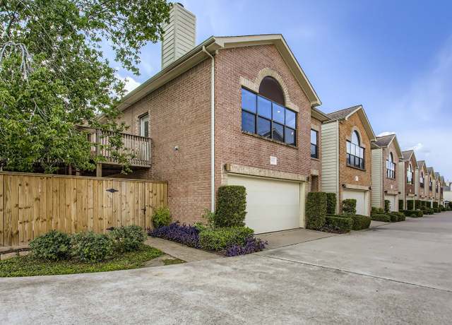 Property at 9830 Samantha Suzanne Ct, Houston, TX 77025, 3 beds, 2.5 baths