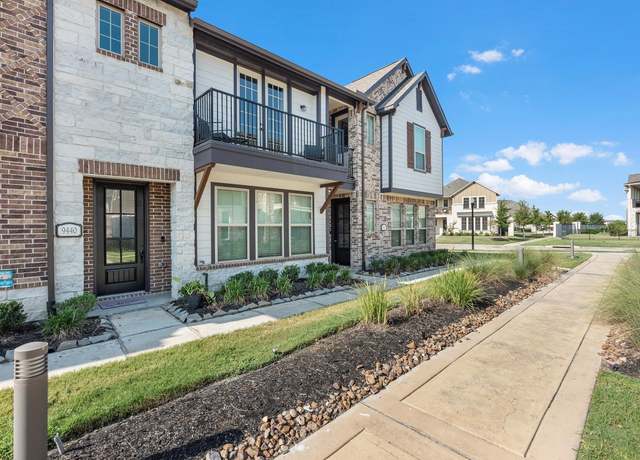 Property at 9440 Caddo Ridge Ln, Cypress, TX 77433, 2 beds, 2.5 baths
