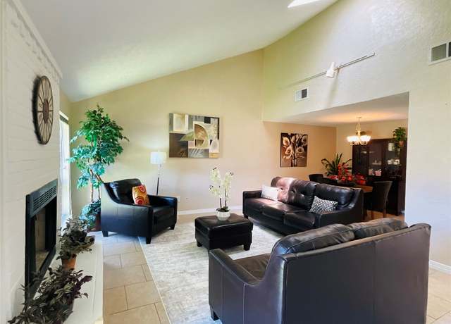 Property at 6404 Quail Meadow Dr, Houston, TX 77035, 3 beds, 2 baths