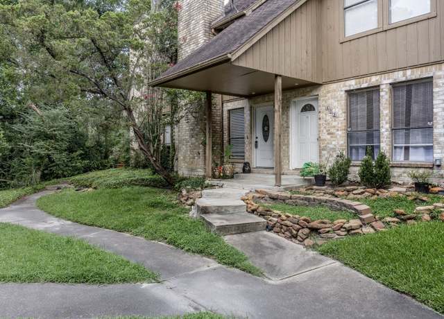 Property at 1011 Hamblen Rd #4, Houston, TX 77339, 2 beds, 2.5 baths