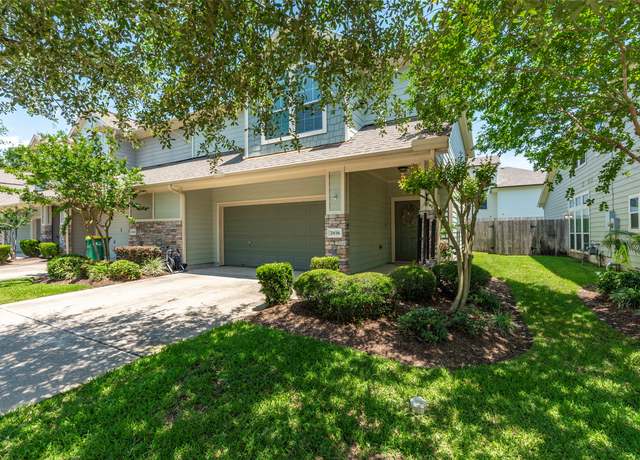 Property at 2836 Sand Dune Dr, Seabrook, TX 77586, 3 beds, 2.5 baths
