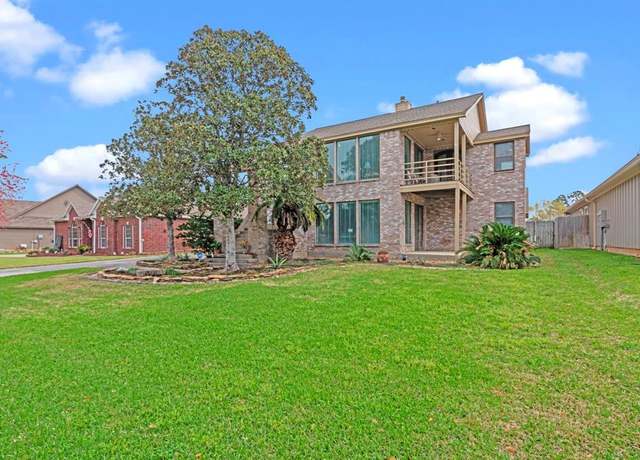 Property at 12604 Pegasus Dr, Willis, TX 77318, 3 beds, 2.5 baths