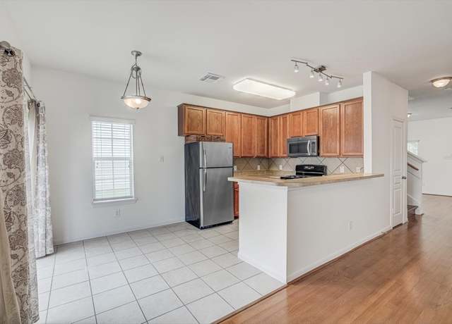 Property at 14550 Durham Chase Ln, Houston, TX 77095, 2 beds, 2.5 baths
