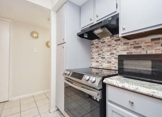 Property at 8435 Hearth Dr #3, Houston, TX 77054, 2 beds, 1.5 baths