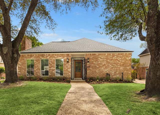 Property at 1215 Heathwood Dr, Houston, TX 77077, 5 beds, 3.5 baths