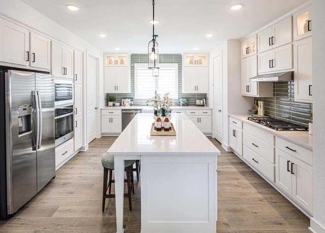 Property at 26416 East Skylight Brook Cir, Montgomery, TX 77316, 4 beds, 2.5 baths