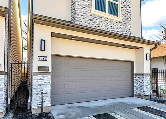 Property at 6712 Avenue R, Houston, TX 77011, 3 beds, 2.5 baths