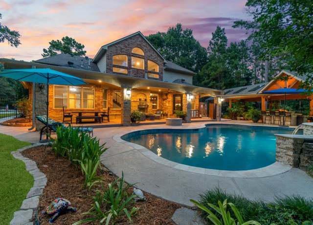 Property at 12019 Oak Cluster E, Magnolia, TX 77354, 4 beds, 3.5 baths