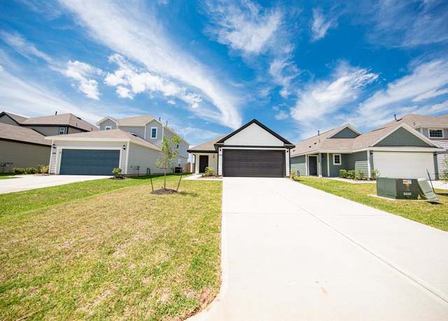 Property at 13902 Diamondback Dr, Splendora, TX 77372, 4 beds, 2 baths