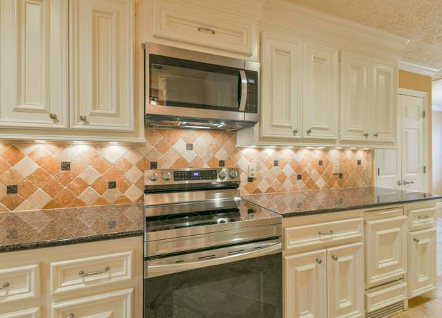 Property at 11431 Bonaparte Dr, Cypress, TX 77429, 3 beds, 2 baths