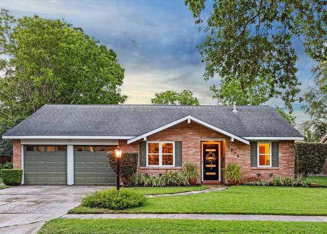 Property at 5818 Duxbury St, Houston, TX 77035, 3 beds, 2 baths