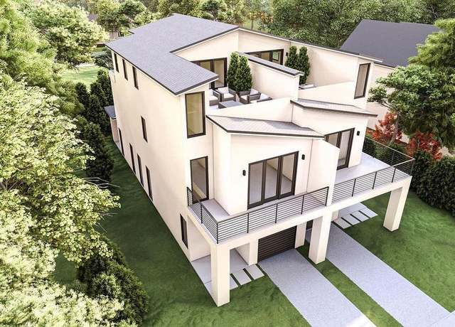 Property at 200 Robert Lee Rd, Houston, TX 77009, 8 beds, 7 baths