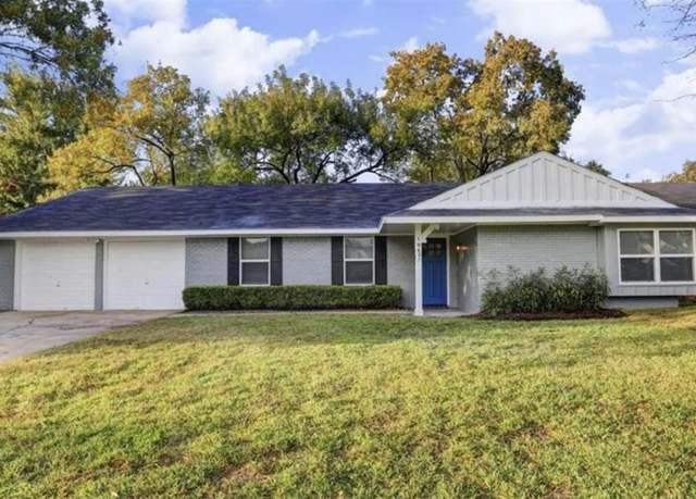 Property at 10422 Shadow Wood Dr, Houston, TX 77043, 3 beds, 2 baths