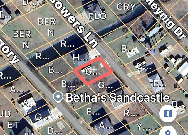 Property at 895 Bowers Ln, Crystal Beach, TX 77650