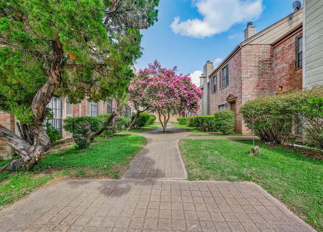 Property at 9901 Sharpcrest St Unit B3, Houston, TX 77036, 2 beds, 1.5 baths