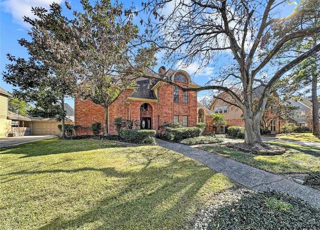 Property at 6415 Willow Pine Dr, Spring, TX 77379, 4 beds, 2.5 baths
