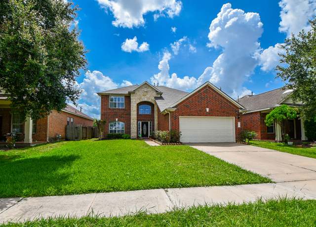 Property at 150 Nina Ln, Stafford, TX 77477, 4 beds, 3.5 baths