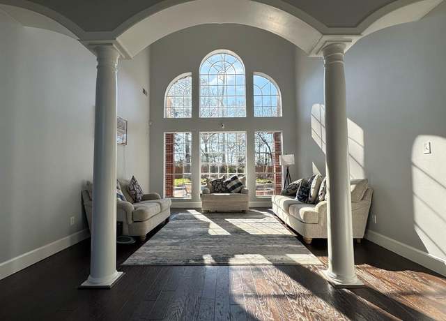 Property at 6610 Centre Place Cir, Spring, TX 77379, 6 beds, 4 baths