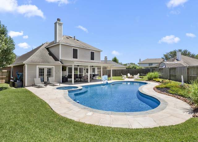 Property at 15306 Ochre Leaf Trl, Cypress, TX 77433, 4 beds, 2.5 baths
