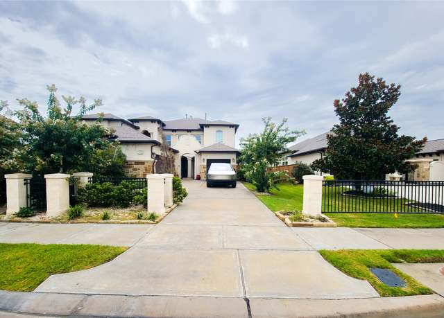 Property at 11126 Flanker Way, Richmond, TX 77407, 5 beds, 4.5 baths