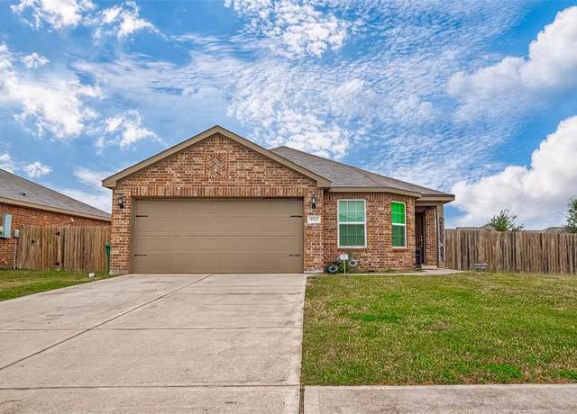 Property at 9915 Garnet Grove Dr, Rosharon, TX 77583, 4 beds, 2 baths
