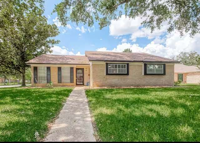 Property at 9654 Meadowland Dr, Houston, TX 77063, 4 beds, 1.5 baths