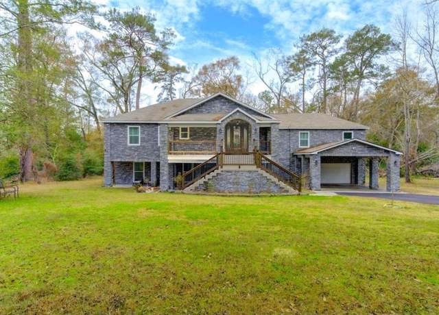 Property at 83 White Oak Dr N, Woodbranch, TX 77357, 5 beds, 4.5 baths