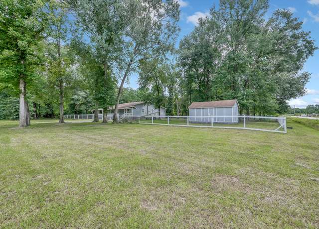 Property at 17835 Autumn Leaf Ln, New Caney, TX 77357, 4 beds, 2.5 baths