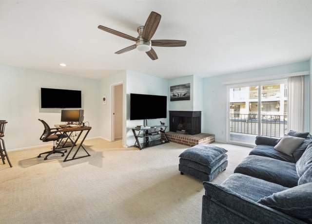 Property at 4001 E Nasa Rd #118, Seabrook, TX 77586, 2 beds, 2 baths