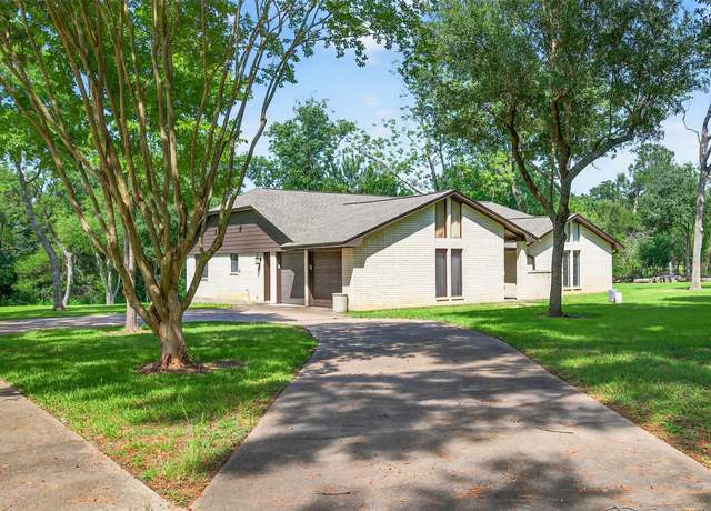 Property at 2210 Creek Rd, Brookshire, TX 77423, 3 beds, 2 baths