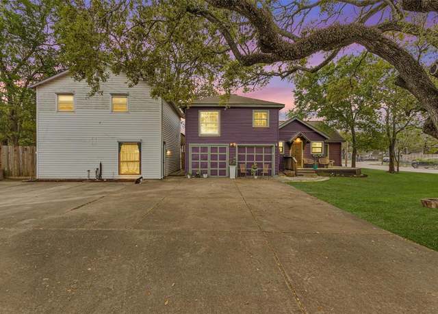 Property at 205 S Hood St, Alvin, TX 77511, 5 beds, 2 baths