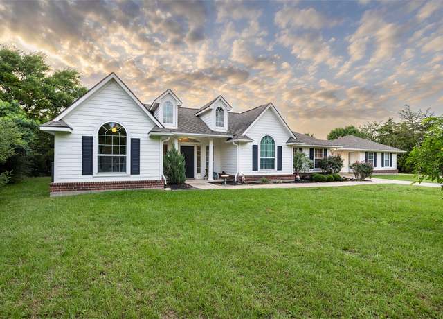 Property at 1701 Bradley Rd, College Station, TX 77845, 4 beds, 3 baths