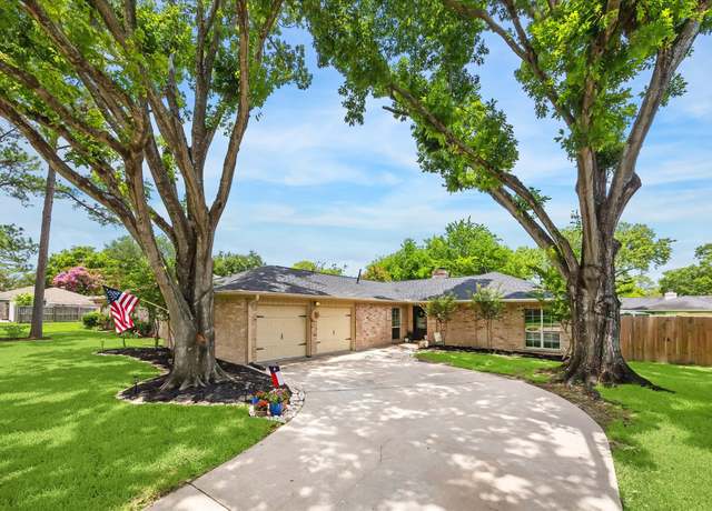 Property at 12502 Nova Dr, Houston, TX 77077, 3 beds, 2 baths