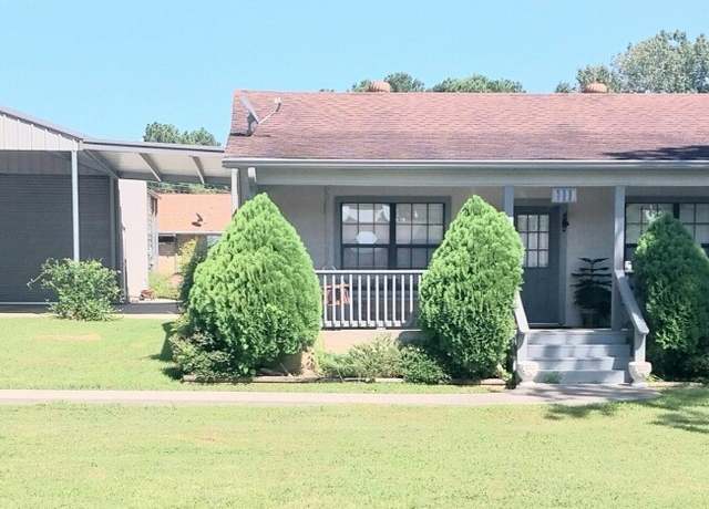 Property at 111 Southwood Shores Dr, Coldspring, TX 77331, 3 beds, 2 baths