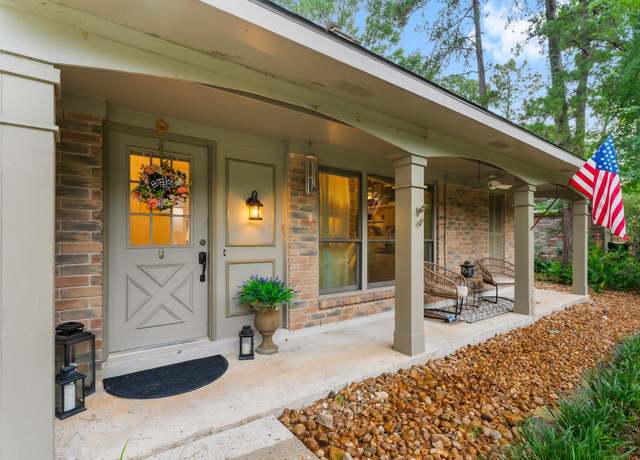 Property at 182 Sandpebble Dr, The Woodlands, TX 77381, 3 beds, 2 baths
