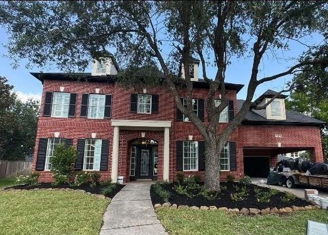 Property at 7414 Oakland Wood Ct, Humble, TX 77346, 5 beds, 3.5 baths