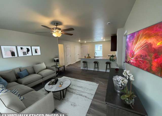 Property at 7981 Cinderella St St, Houston, TX 77028, 3 beds, 2 baths