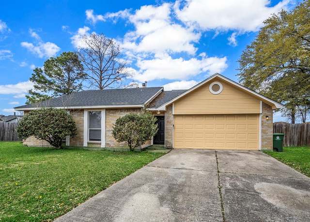 Property at 16922 Rolling Acres Dr, Houston, TX 77396, 4 beds, 2 baths