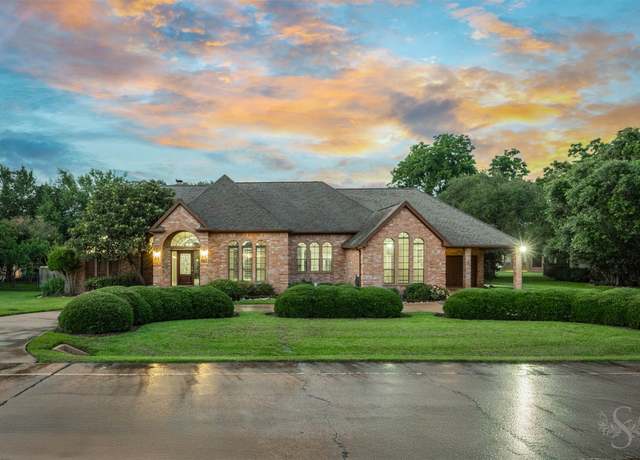 Property at 32810 Waltham Xing, Fulshear, TX 77441, 4 beds, 3.5 baths