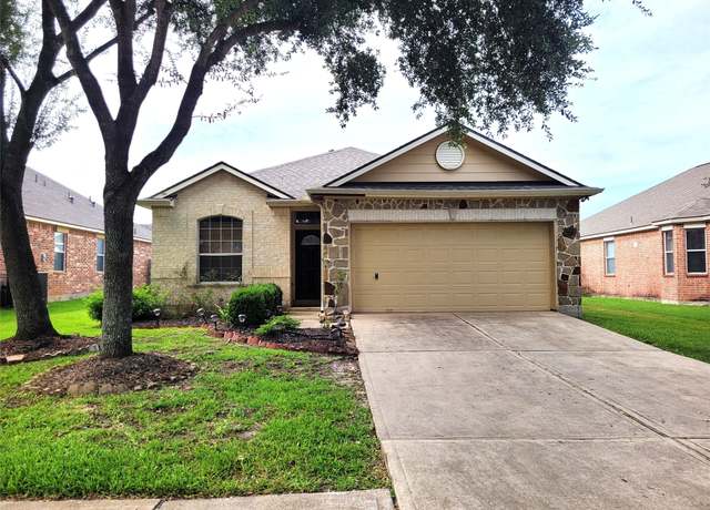 Property at 12908 Southern Valley Dr, Pearland, TX 77584, 3 beds, 2 baths