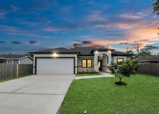 Property at 2448 Areba St, Houston, TX 77091, 3 beds, 2.5 baths