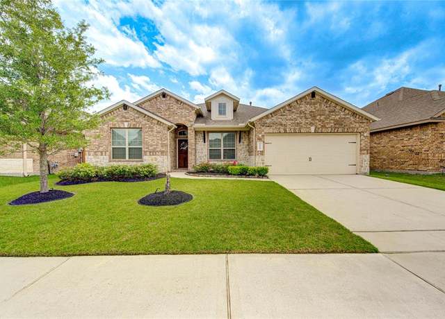 Property at 12114 Delwood Terrace Dr, Humble, TX 77346, 4 beds, 2 baths
