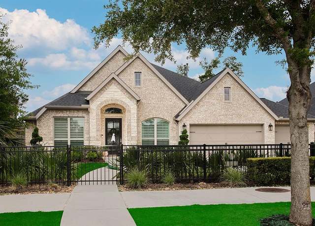 Property at 17026 Harpers Way, Conroe, TX 77385, 4 beds, 3.5 baths